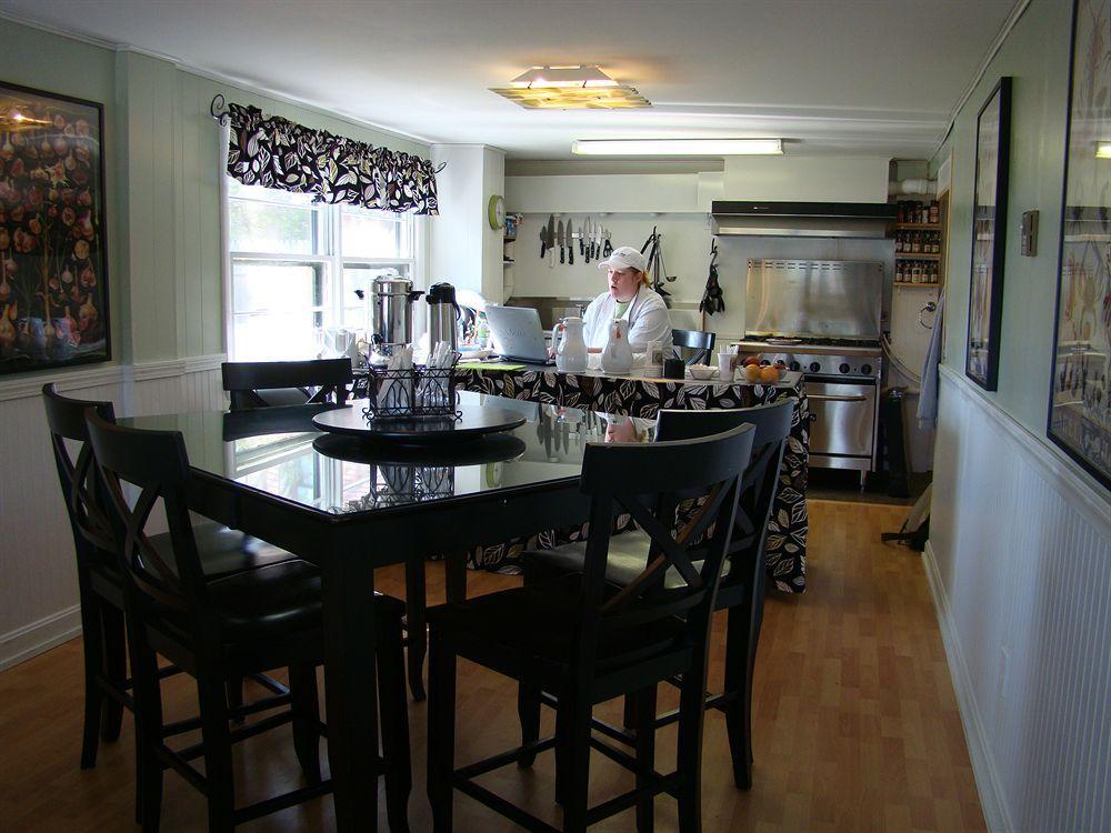 Bay Leaf Cottages & Bistro Lincolnville Εξωτερικό φωτογραφία