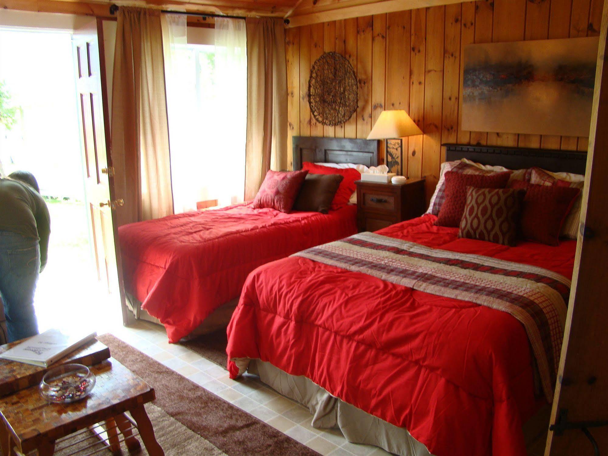 Bay Leaf Cottages & Bistro Lincolnville Εξωτερικό φωτογραφία