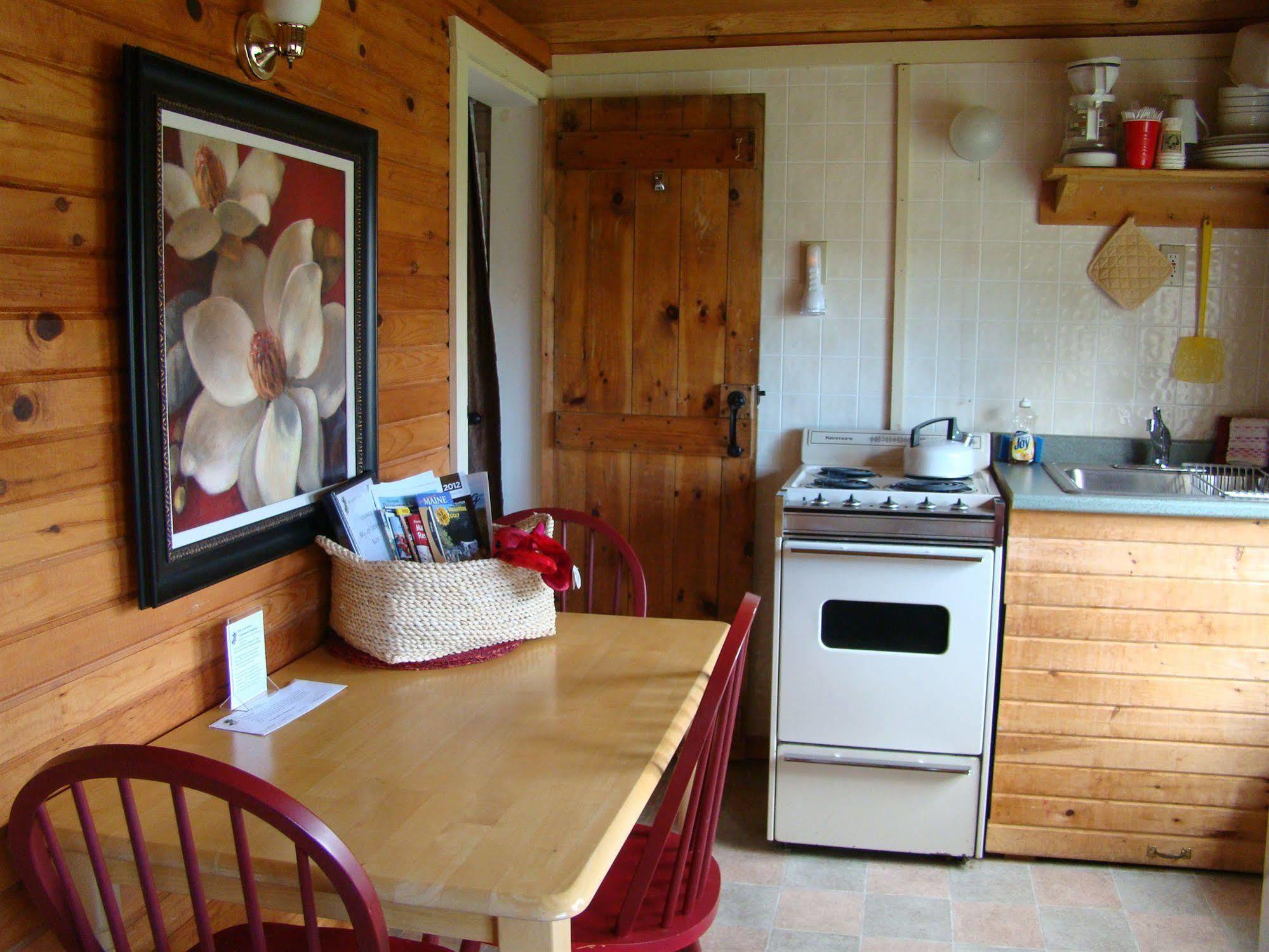 Bay Leaf Cottages & Bistro Lincolnville Εξωτερικό φωτογραφία